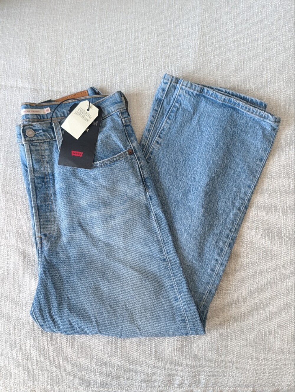 Levi's Women's Ribcage Straight Leg Ankle Jeans Size 30